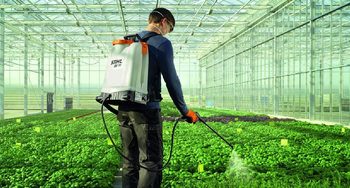 realizar-el-lavado-de-tu-fumigadora-manual-justo-después-de-usarla